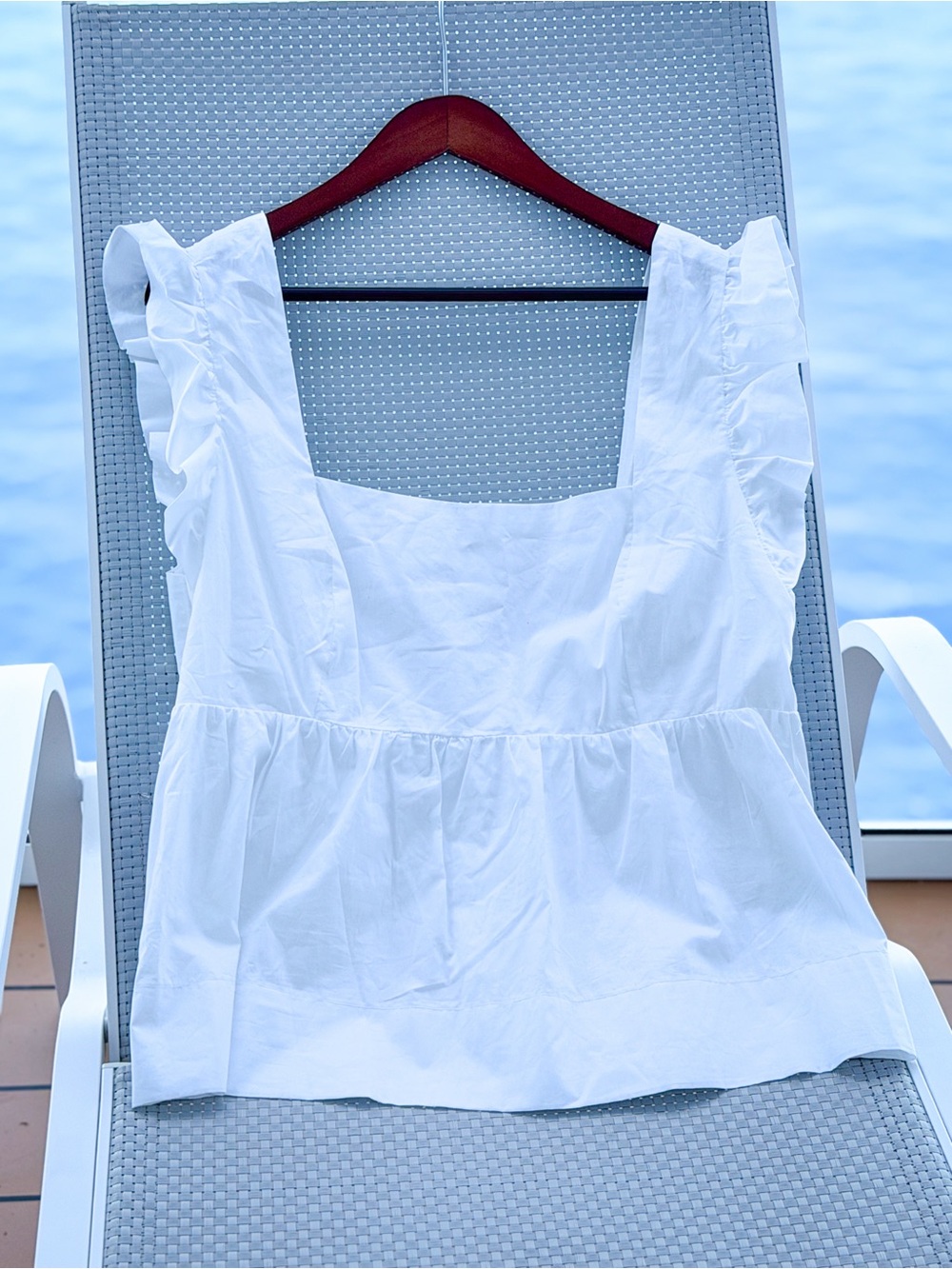 Lilly Pulitzer White Ruffle Strap Peplum Preppy Brunch Coastal Vacation Resort